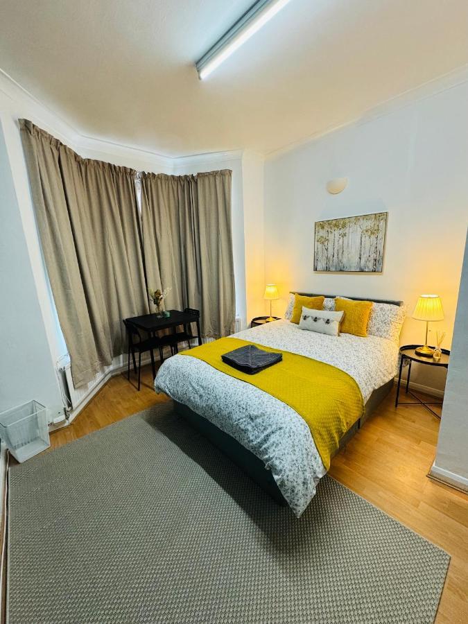 2 Bedrooms House Near Central Londres Extérieur photo