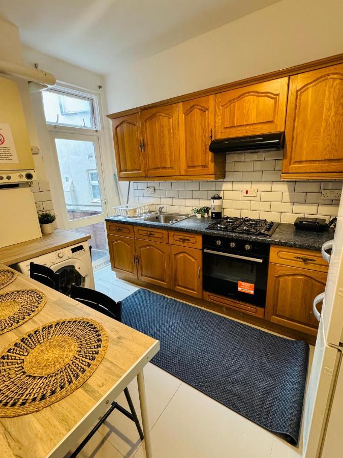 2 Bedrooms House Near Central Londres Extérieur photo